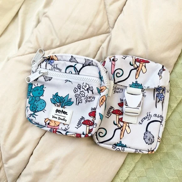 Vera Bradley Harry Potter Herbology utility belt bag - Picture 4 of 5